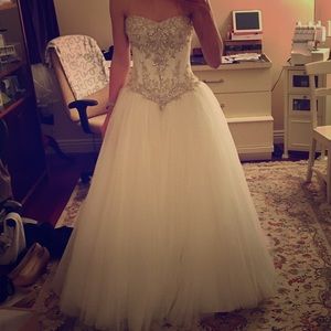 Kitty Chen couture wedding gown!!